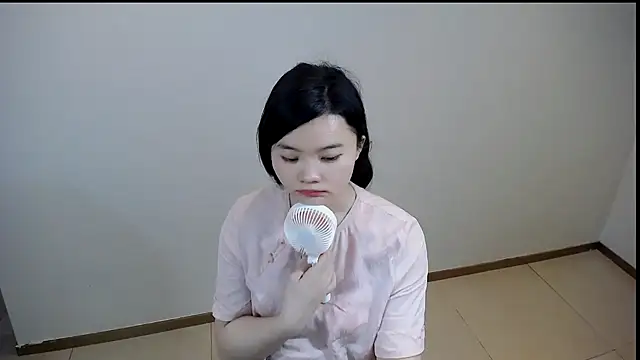 Snapshot of Shaurk chatting on 03/29/26, 06:46 Shaurk online show from 03/29/26, 06:46