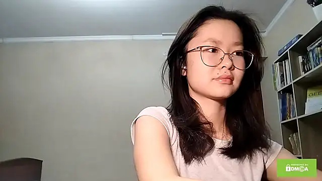 HuldaKye online show from 12/20/25, 11:39