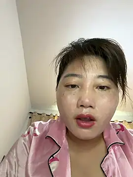 Snapshot of Nuomi6 chatting on 06/28/26, 04:07 Nuomi6 online show from 06/28/26, 04:07