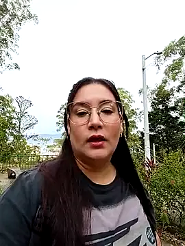 Snapshot of SaloGray8 chatting on 07/15/26, 12:43 SaloGray8 online show from 07/15/26, 12:43