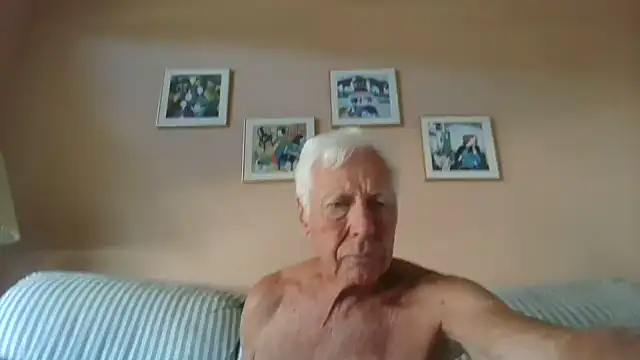 Snapshot of capttp chatting on 06/16/26, 03:03 capttp online show from 06/16/26, 03:03