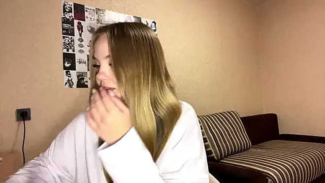 JestineParslow online show from 11/14/25, 08:51