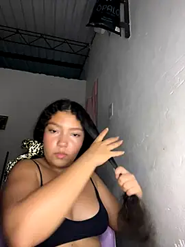 PetiteKattia online show from 01/09/26, 02:14