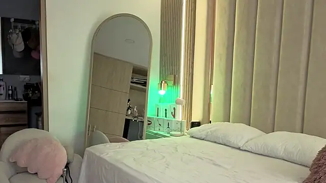 Iamnyxy online show from 12/02/25, 11:04