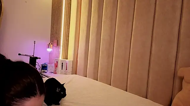 Snapshot of Iamnyxy chatting on 04/04/26, 11:29 Iamnyxy online show from 04/04/26, 11:29