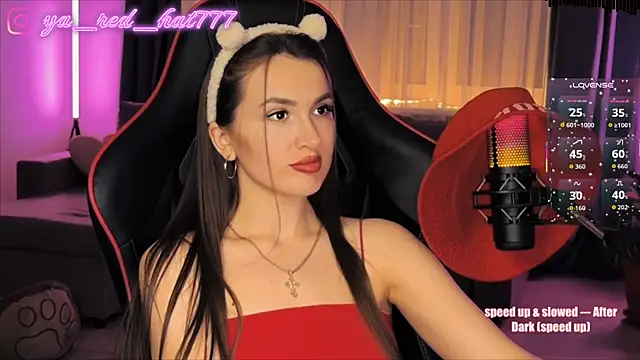 Snapshot of -RED_HAT- chatting on 06/10/26, 05:01 -RED HAT- online show from 06/10/26, 05:01