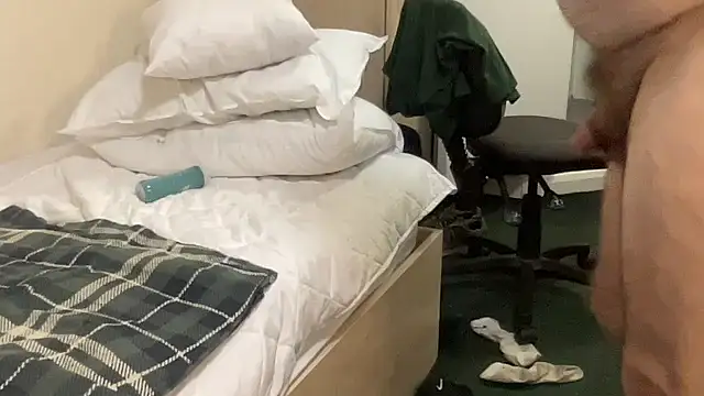 Snapshot of coach-karl chatting on 04/02/26, 11:13 coach-karl online show from 04/02/26, 11:13