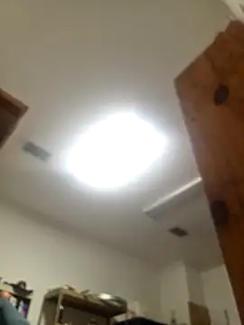 Snapshot of VendedLunching chatting on 04/02/26, 05:32 VendedLunching online show from 04/02/26, 05:32