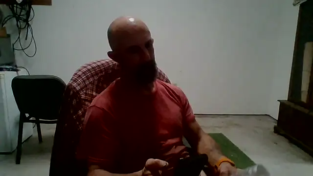 Snapshot of VendedLunching chatting on 04/29/26, 01:32 VendedLunching online show from 04/29/26, 01:32