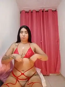 mila roose  online show from 11/12/25, 04:24