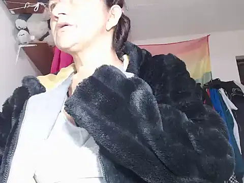 Tiff Dirty69 online show from 03/03/26, 12:44