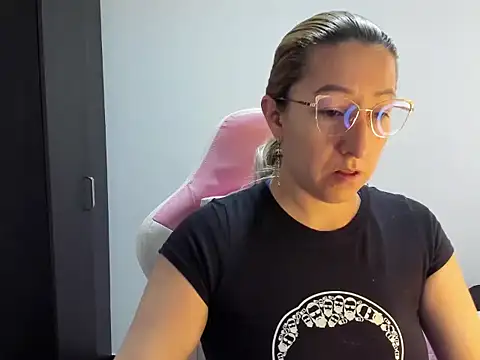 chrystal sl852 online show from 02/17/26, 12:34