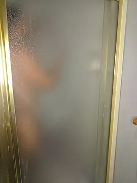 piggylatino online show from 02/27/26, 12:21