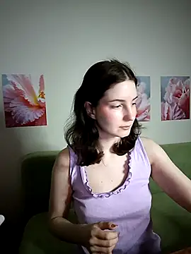 Snapshot of v_crizis324 chatting on 03/07/26, 04:37 v crizis324 online show from 03/07/26, 04:37