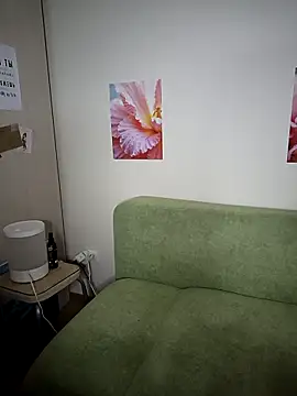 Snapshot of v_crizis324 chatting on 03/08/26, 03:49 v crizis324 online show from 03/08/26, 03:49