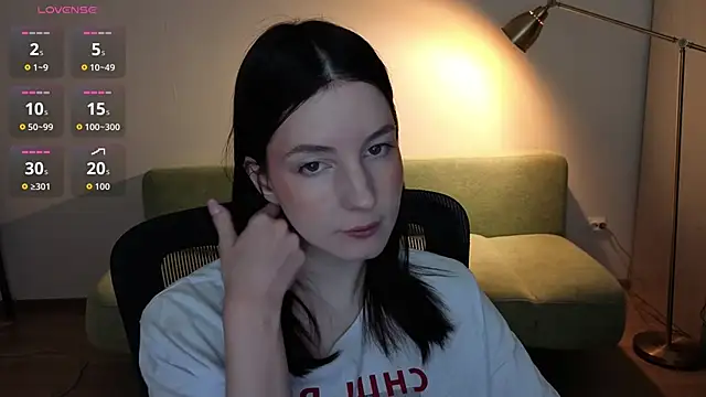 Snapshot of v_crizis324 chatting on 05/30/26, 02:25 v crizis324 online show from 05/30/26, 02:25