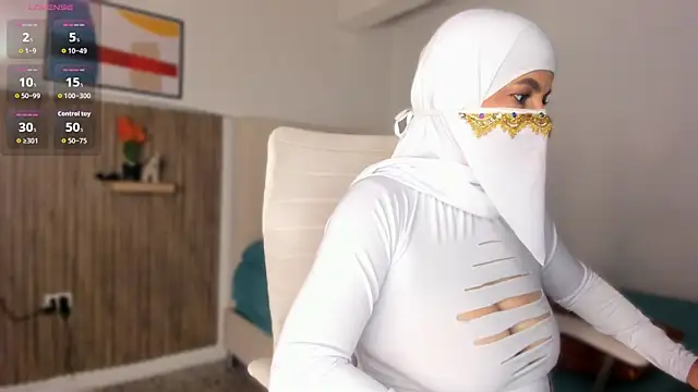 Hannaa Dolly online show from 11/20/25, 02:56