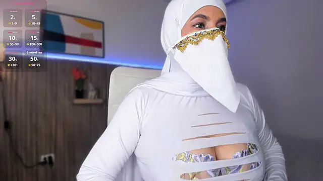 Hannaa Dolly online show from 11/27/25, 02:46