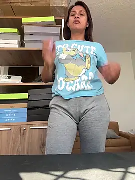 valeria absurdah online show from 12/03/25, 06:17