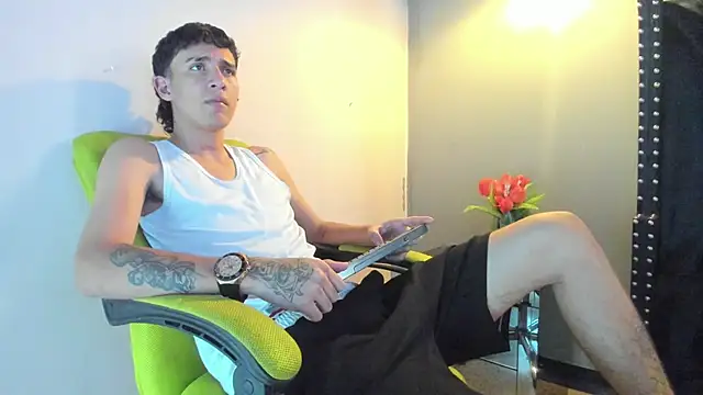 Xanderr owen2 online show from 01/07/26, 07:49