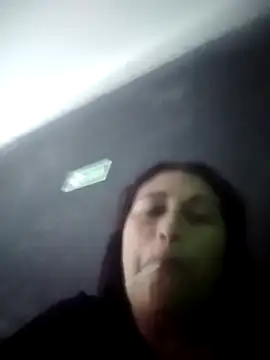 Snapshot of Yuleinnyaguelles chatting on 11/13/25, 10:41 Yuleinnyaguelles online show from 11/13/25, 10:41