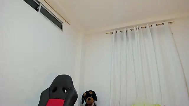 Snapshot of ana_maria___ chatting on 03/14/26, 03:12 ana maria online show from 03/14/26, 03:12