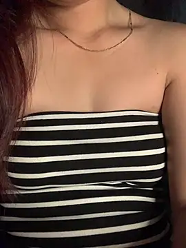 Snapshot of Winnie-sexy chatting on 03/30/26, 10:33 Winnie-sexy online show from 03/30/26, 10:33