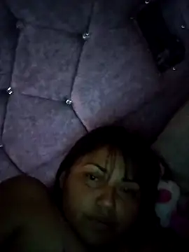 Snapshot of la_beba20 chatting on 04/19/26, 10:45 la beba20 online show from 04/19/26, 10:45