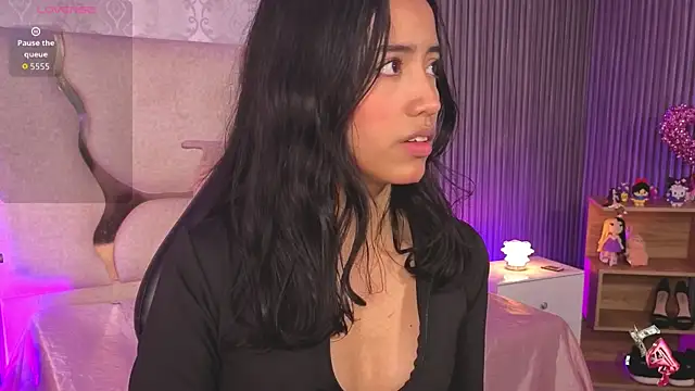 Snapshot of Joselyn_tay chatting on 07/17/26, 01:07 Joselyn tay online show from 07/17/26, 01:07