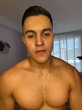 Snapshot of Mason_bennet chatting on 03/26/26, 08:58 Mason bennet online show from 03/26/26, 08:58