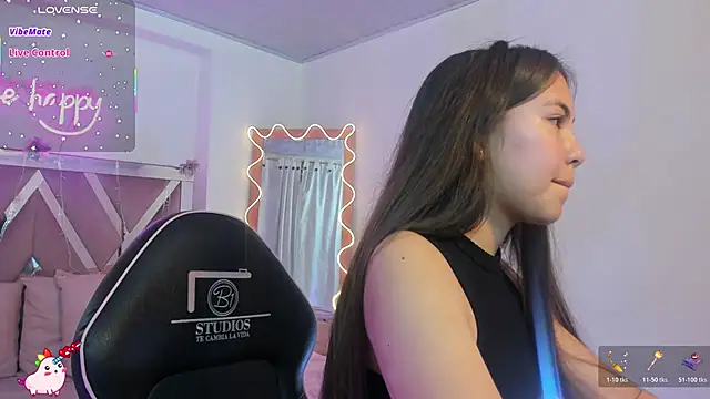 ISABELA TAY online show from 12/05/25, 11:41