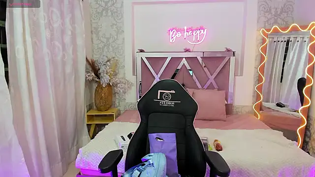 ISABELA TAY online show from 02/10/26, 11:36