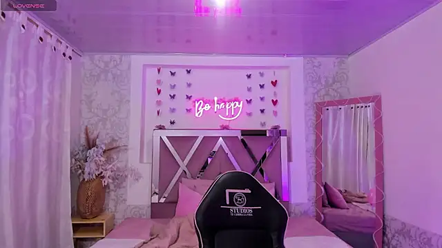 ISABELA TAY online show from 03/12/26, 11:38