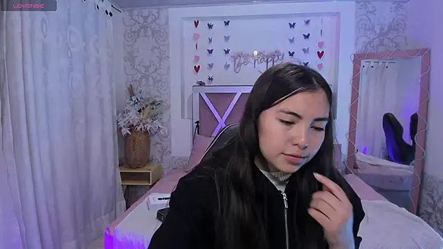 ISABELA TAY online show from 03/23/26, 11:36