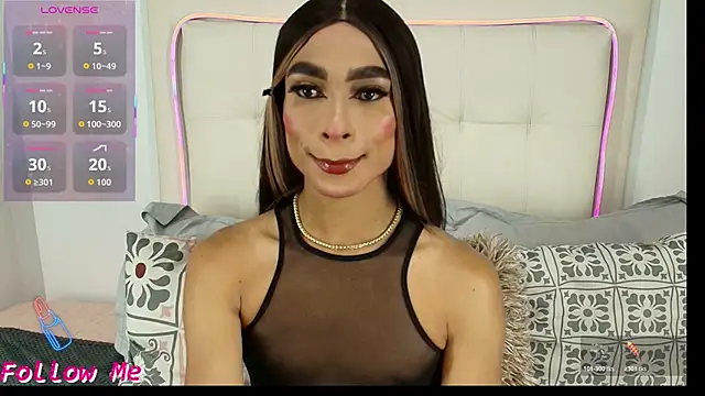 Snapshot of Daphne_Hills chatting on 03/07/26, 04:20 Daphne Hills online show from 03/07/26, 04:20