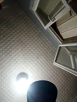 Snapshot of hotguy71000 chatting on 02/28/26, 06:09 hotguy71000 online show from 02/28/26, 06:09