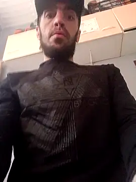 hotguy71000 online show from 04/02/26, 09:45