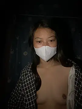 Snapshot of LanAnh-2k chatting on 11/13/25, 09:58 LanAnh-2k online show from 11/13/25, 09:58