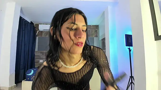 Snapshot of angell_dusttt chatting on 11/13/25, 09:58 angell dusttt online show from 11/13/25, 09:58