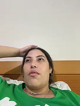 Snapshot of Anna_Bitch_Disgusting chatting on 12/04/25, 03:49 Anna Bitch Disgusting online show from 12/04/25, 03:49