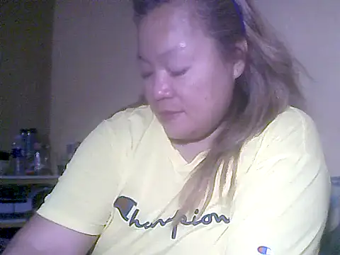 loriepinay46 online show from 04/12/26, 10:42