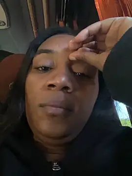 AishaOwens online show from 02/17/26, 01:29