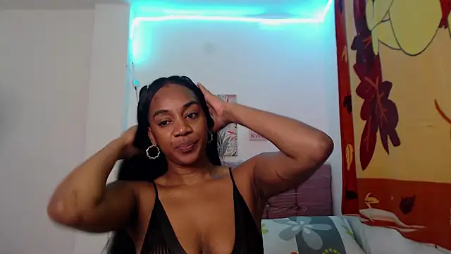 Snapshot of AishaOwens chatting on 03/10/26, 01:38 AishaOwens online show from 03/10/26, 01:38