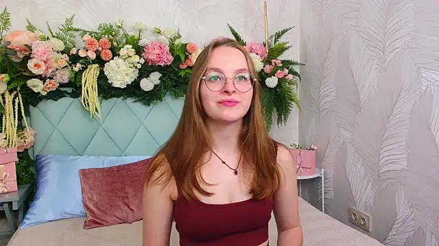 MadisonSmitt online show from 12/16/25, 05:12