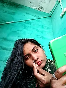 Pushpa hotty online show from 04/01/26, 03:40