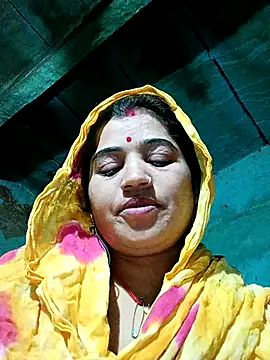 Hot kamla online show from 12/17/25, 11:33