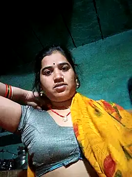 Hot kamla online show from 03/18/26, 11:30