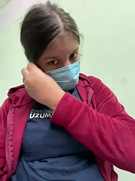 Cute hotzara online show from 12/22/25, 04:31