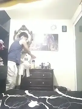 Snapshot of Junior_47 chatting on 04/17/26, 08:06 Junior 47 online show from 04/17/26, 08:06