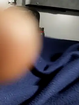 Snapshot of yourcharm4593 chatting on 11/17/25, 05:41 yourcharm4593 online show from 11/17/25, 05:41